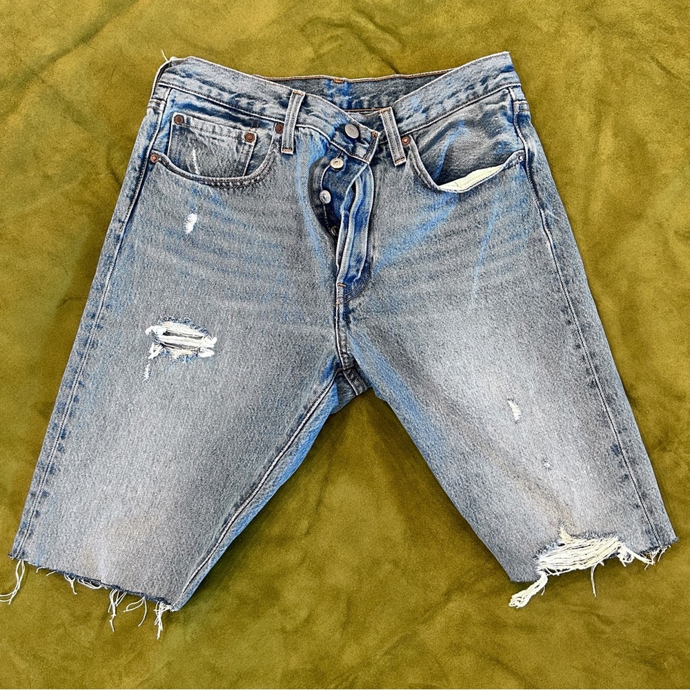 Vintage Levi’s 501 Premium Distressed Button Fly Bermuda Shorts